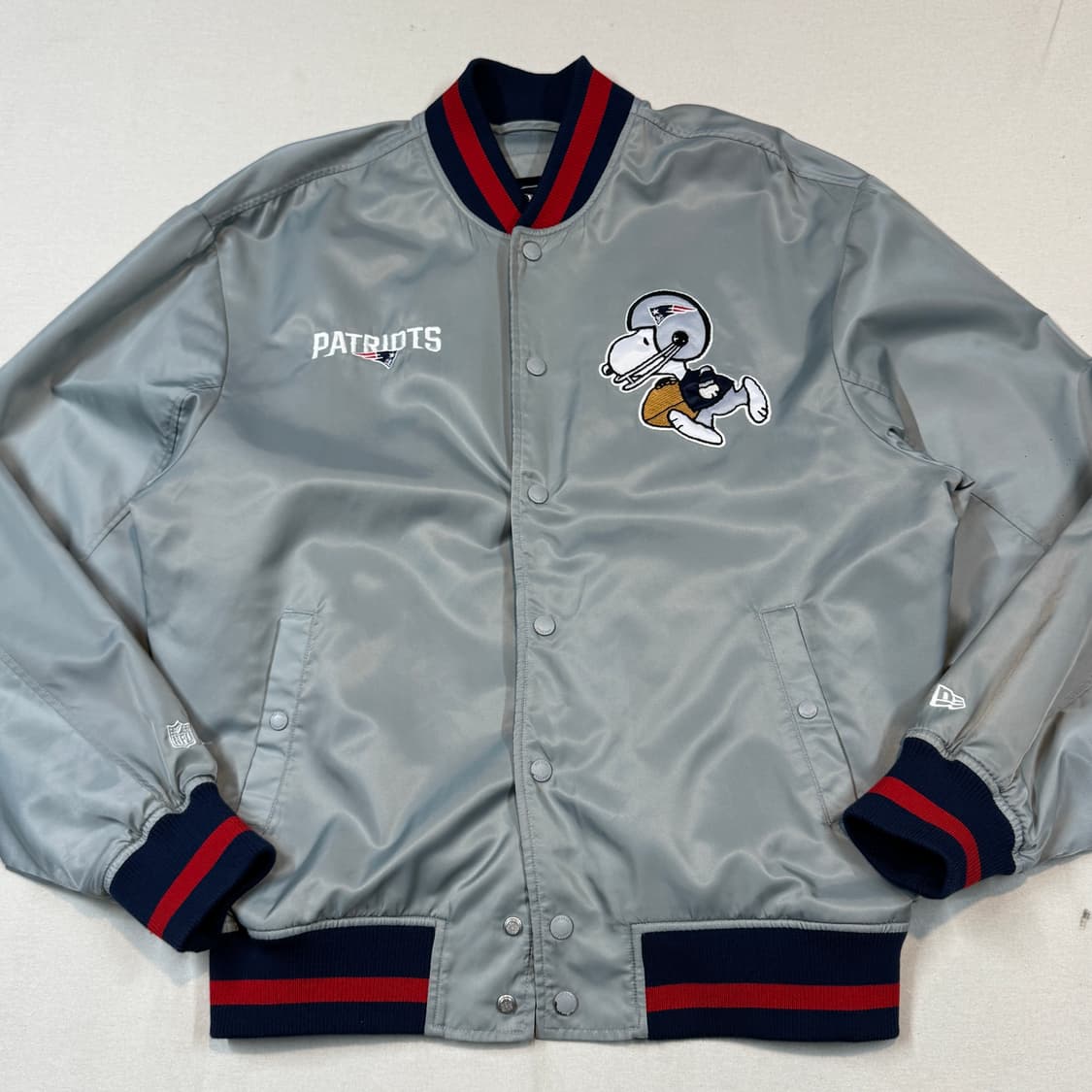 XXL) 뉴에라 x 스누피 x NFL 패트리어츠 바시티 자켓 상품이미지2