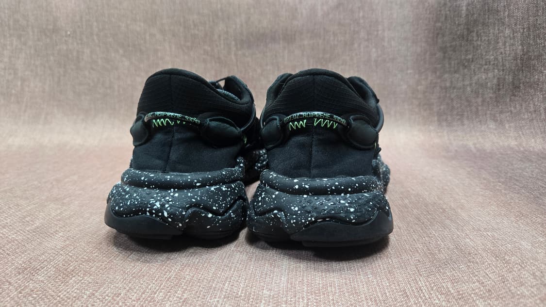 아디다스 240mm-  Ozweego 오즈위고 올블랙 스니커즈 상품이미지5