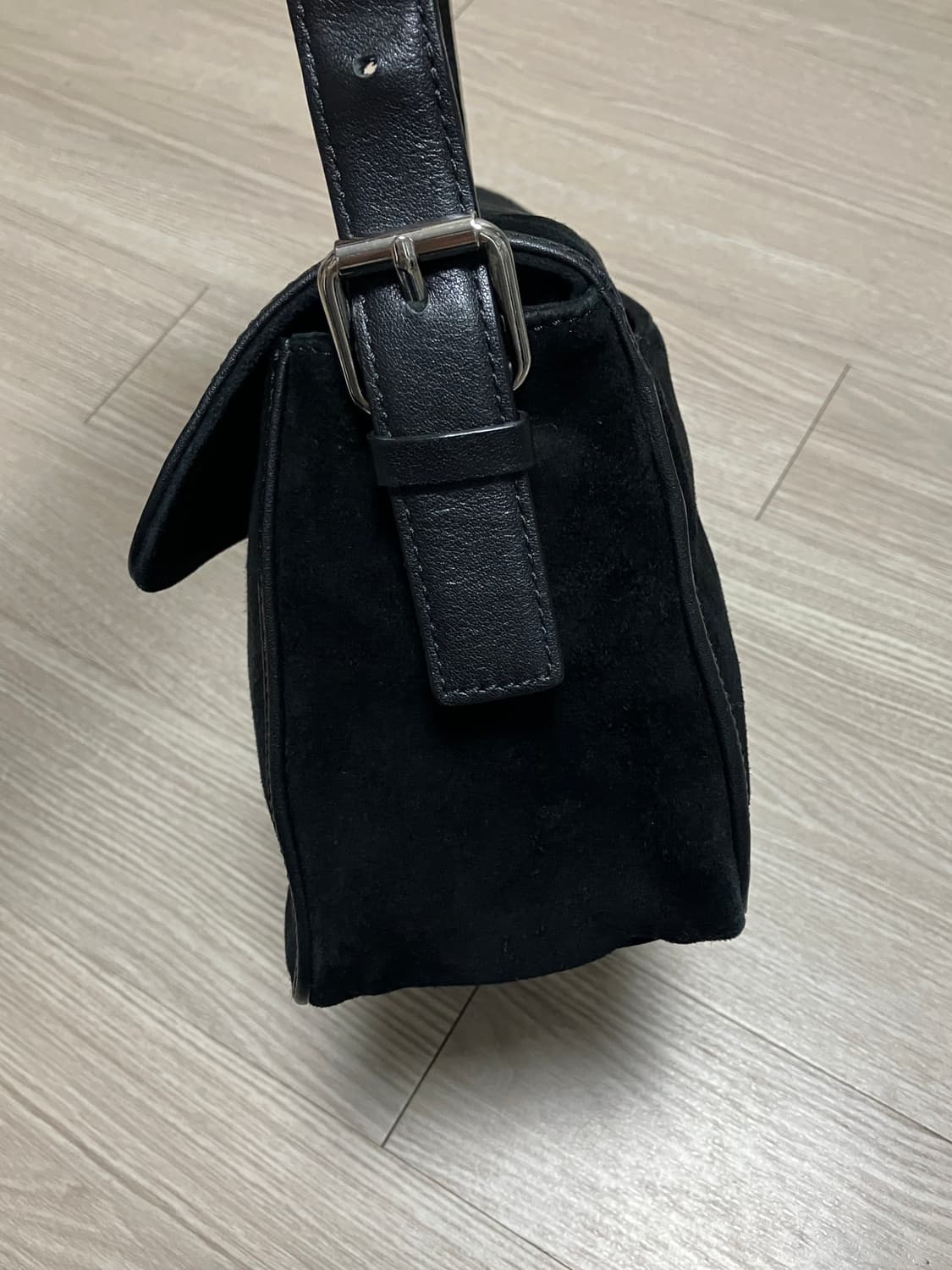 파사드패턴 마롱백 스웨이드 가방 숄더백 블랙 상품이미지4
