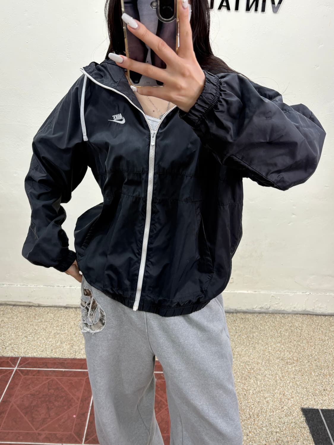 나이키 바람막이 블랙 상품이미지1