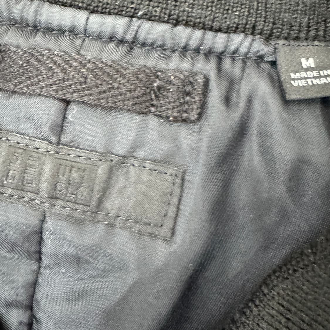 M 유니클로 블랙 MA-1 항공점퍼 자켓  상품이미지5