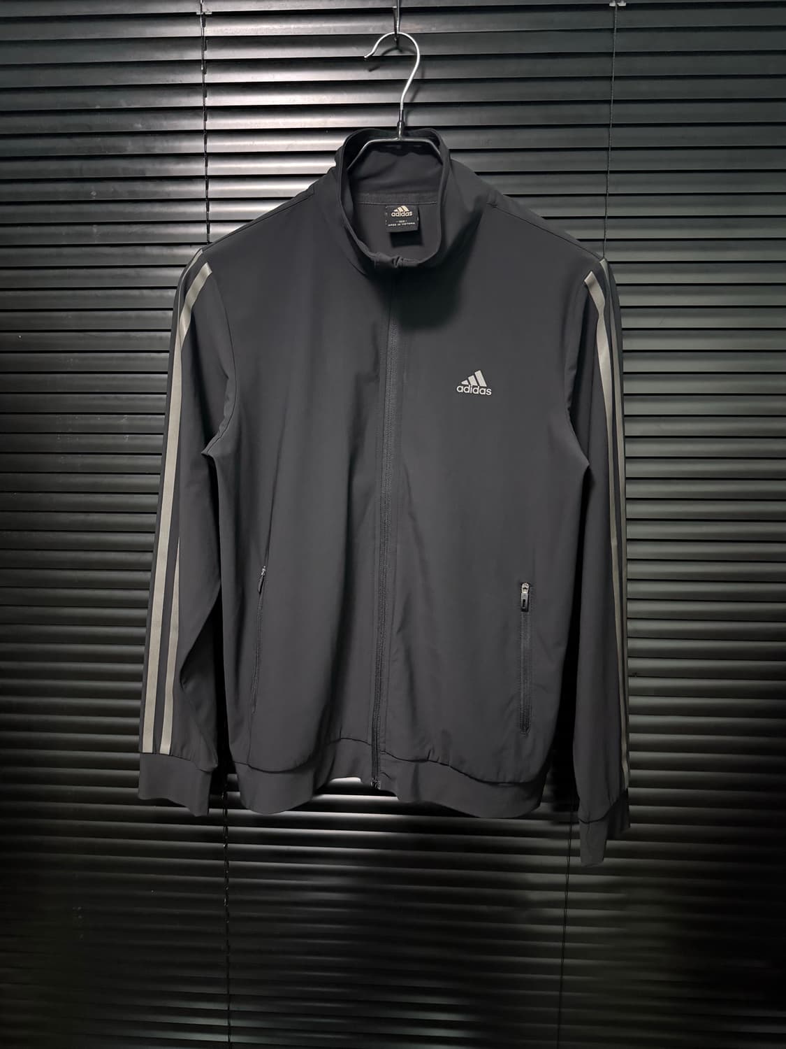 아디다스 리플렉티브 삼선 기능성 운동 런닝 헬스 필라테스 집업 트레이닝 상품이미지2