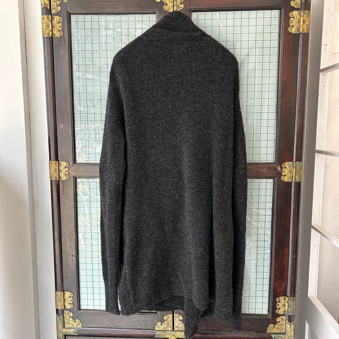 The viridi anne 축융 울 비대칭 집업 가디건 상품이미지4