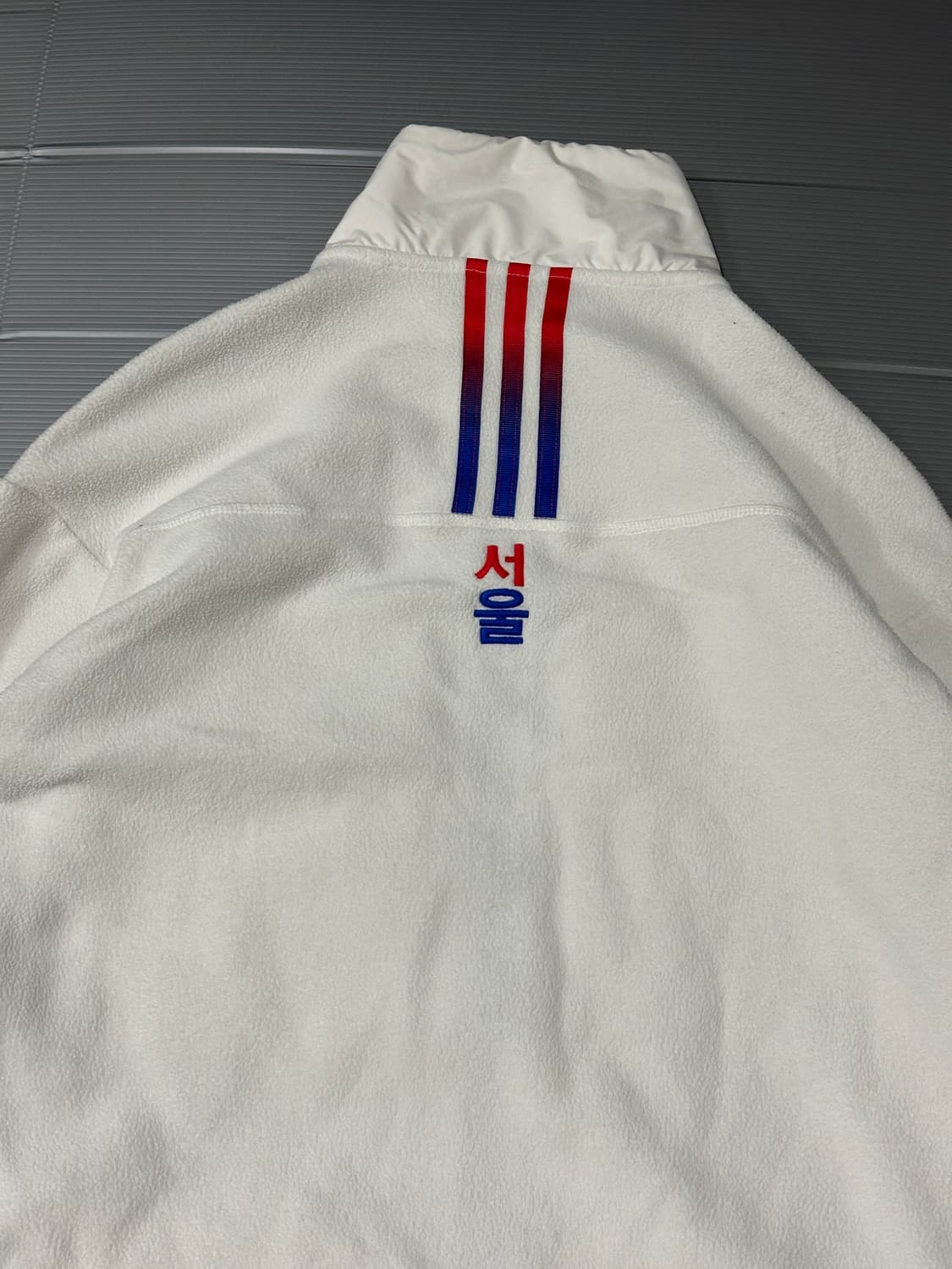아디다스 서울 후리스 뽀글이 자켓 화이트 S 상품이미지6