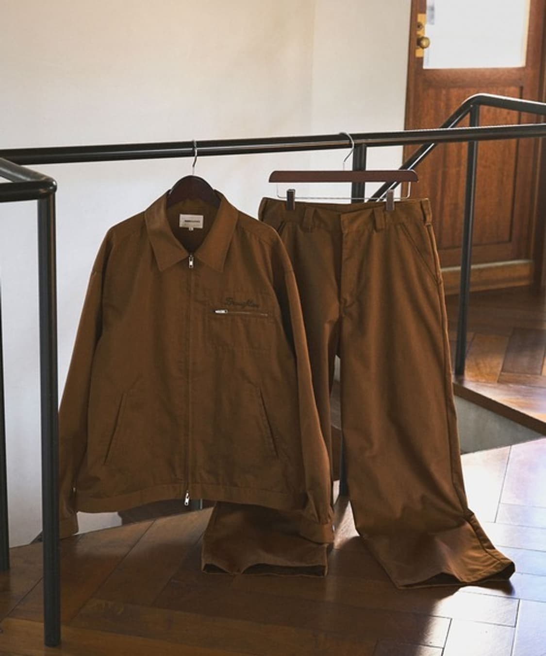 EMMA CLOTHES Wide Straight Pants 상품이미지3