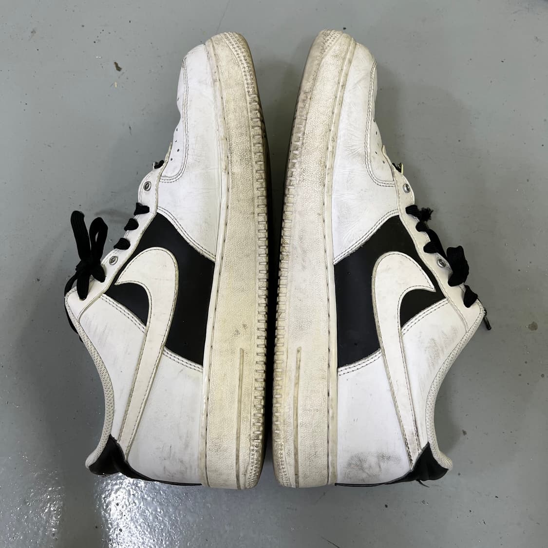 300 나이키 에어포스 1 화이트 블랙 0415M 상품이미지5