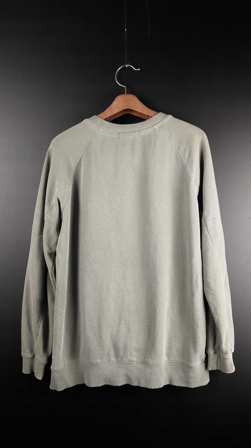 써스데이아일랜드 맨투맨 상품이미지8