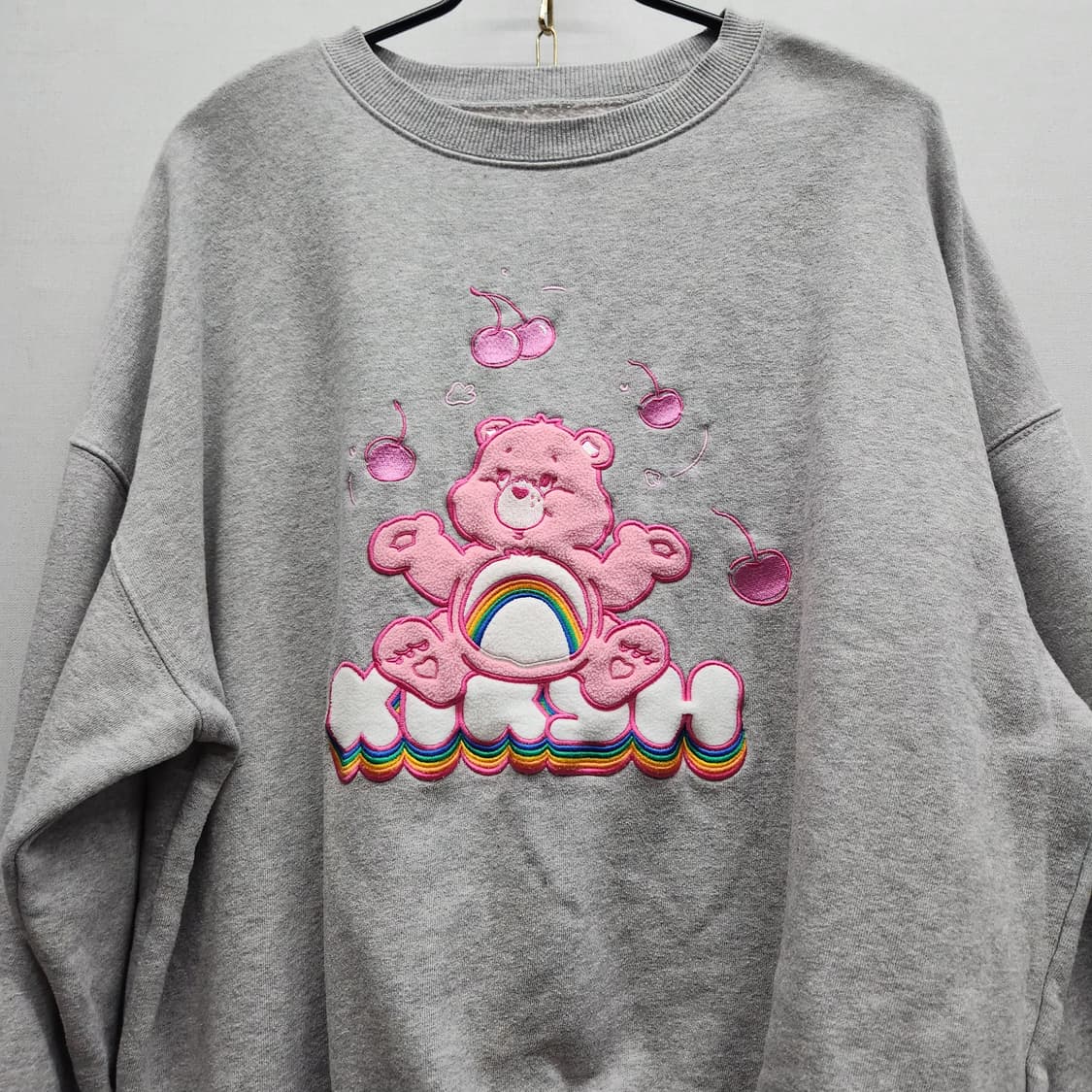 키르시x케어베어스 3d 빅로고 맨투맨 XL 상품이미지2