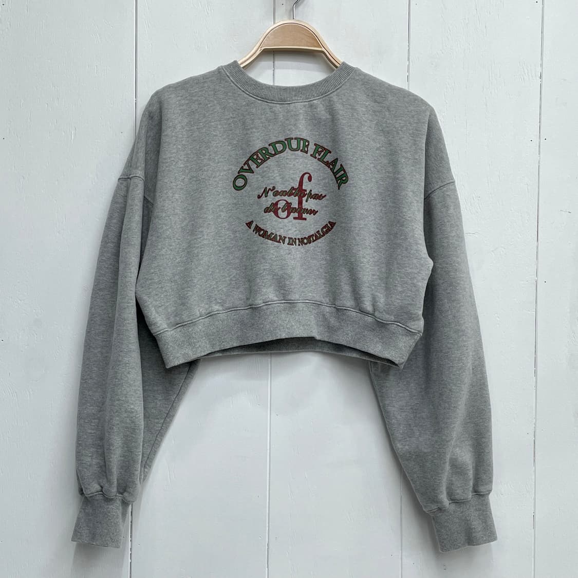 오버듀플레어 그래픽 크롭 맨투맨 스웨트셔츠 상품이미지2