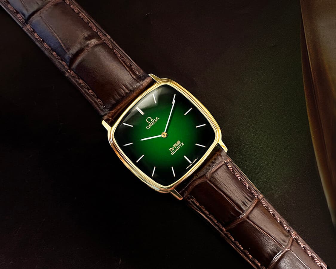 오메가 드빌 녹색투톤 로만 다이얼 쿼츠 남녀공용 가죽 시계 상품이미지2