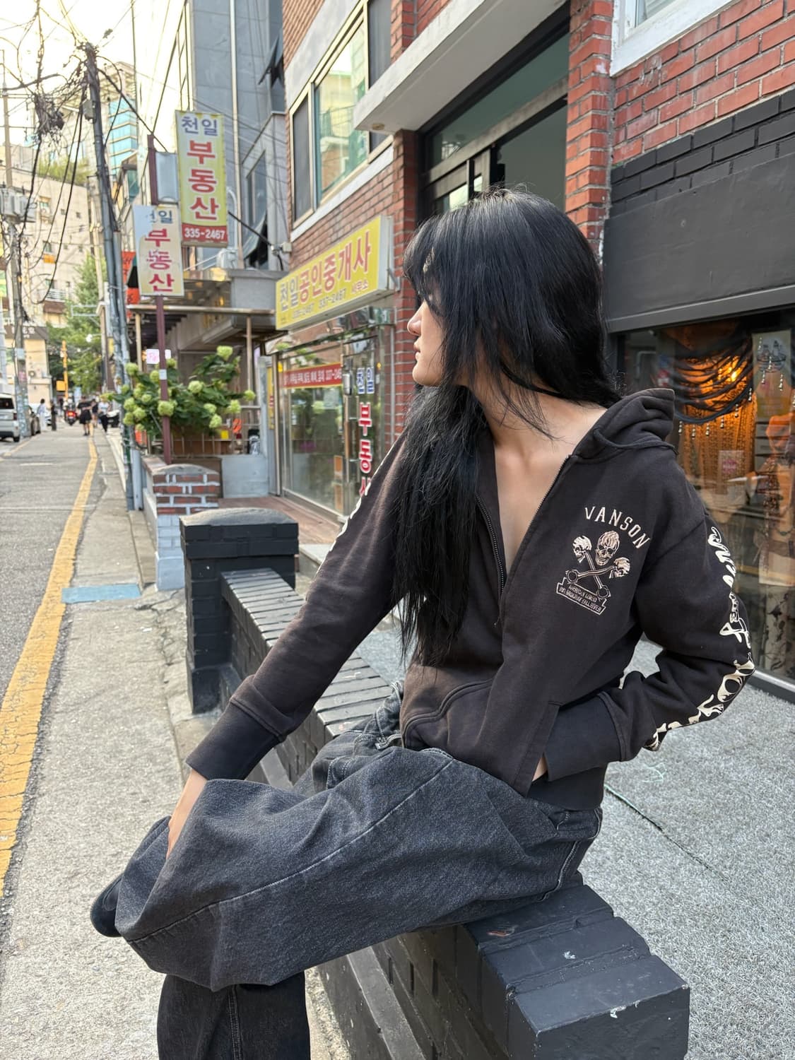 밴슨 자수 디테일 바이커 무드 후드집업 상품이미지4