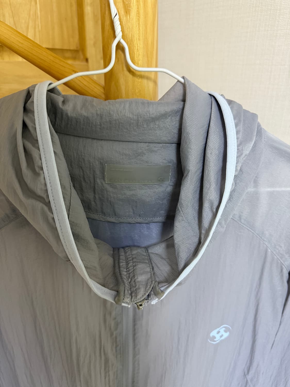 산산기어 에어 대쉬 자켓 라이트 그레이 팝니다. 상품이미지2