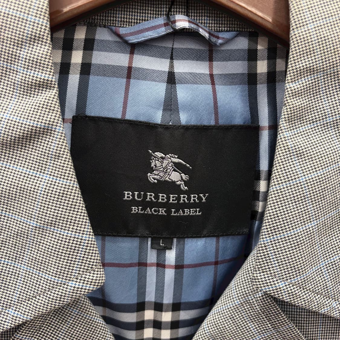 버버리 블랙 라벨 트렌치 코트 테일러드 카라 사선 포켓 디테일 그레이 상품이미지6