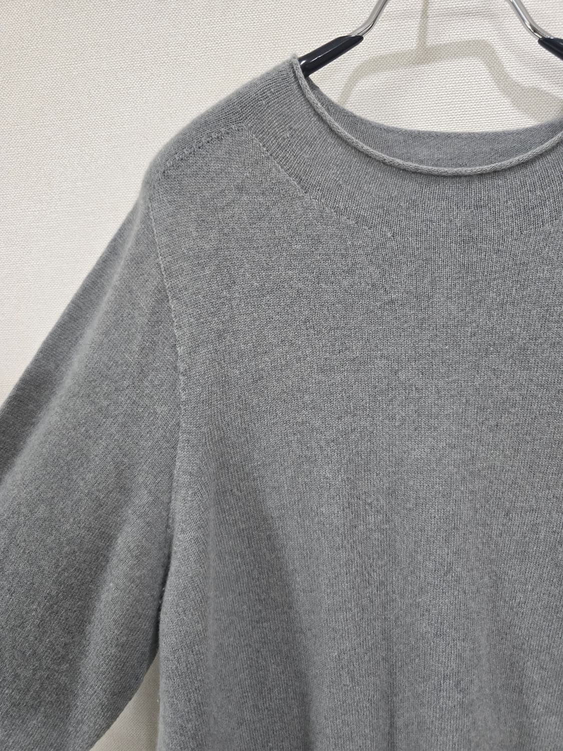 한섬 타임 넥라인 예쁜 캐시미어100 니트티 상품이미지3