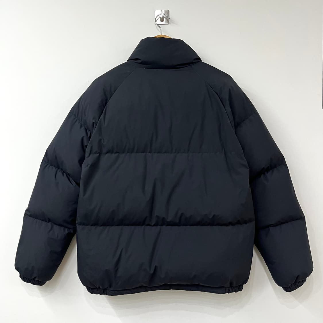 코닥 구스다운 블랙 숏패딩 자켓 상품이미지3