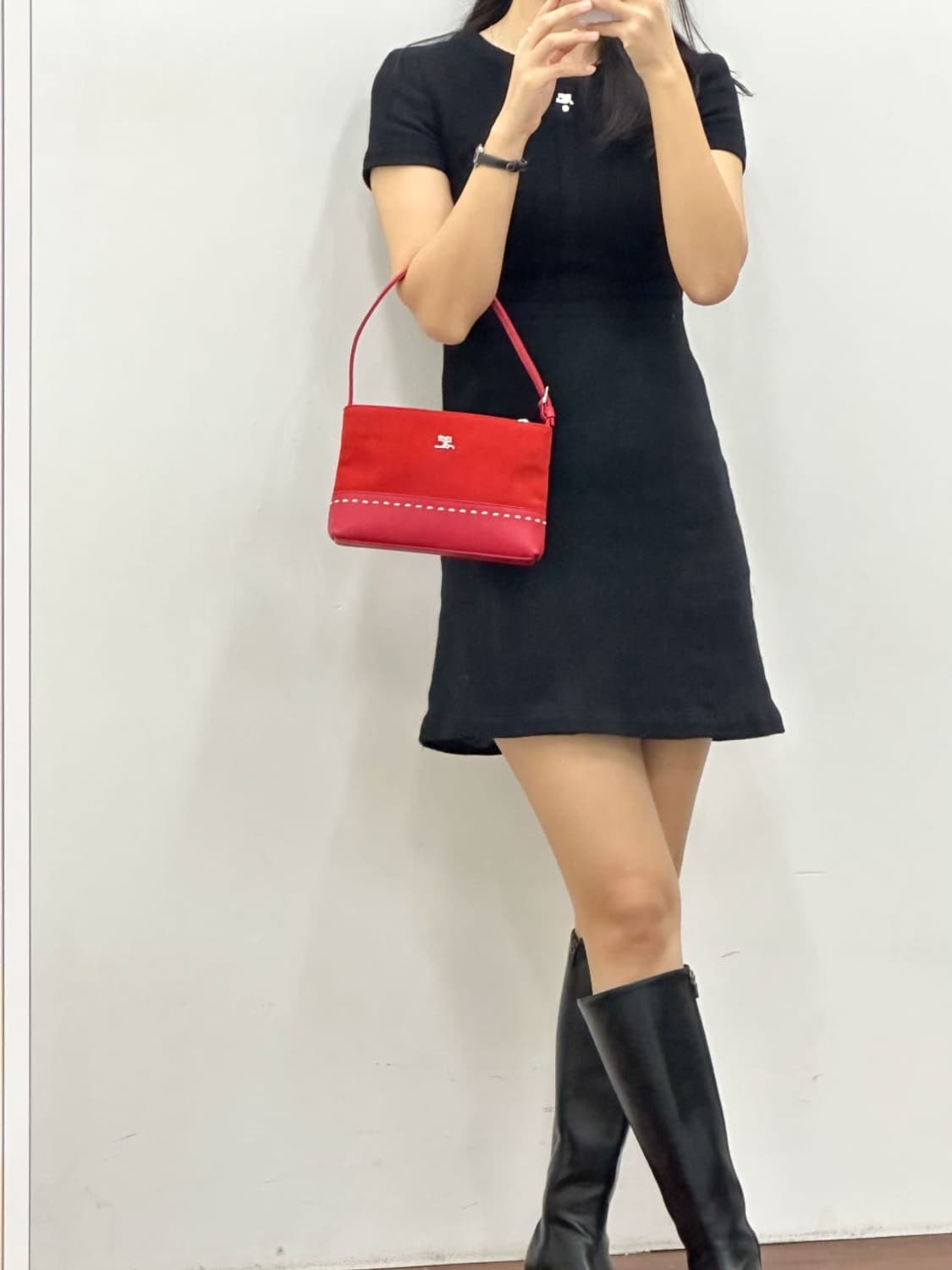 courreges / 꾸레쥬 레드 스웨이드 미니 숄더백  상품이미지9