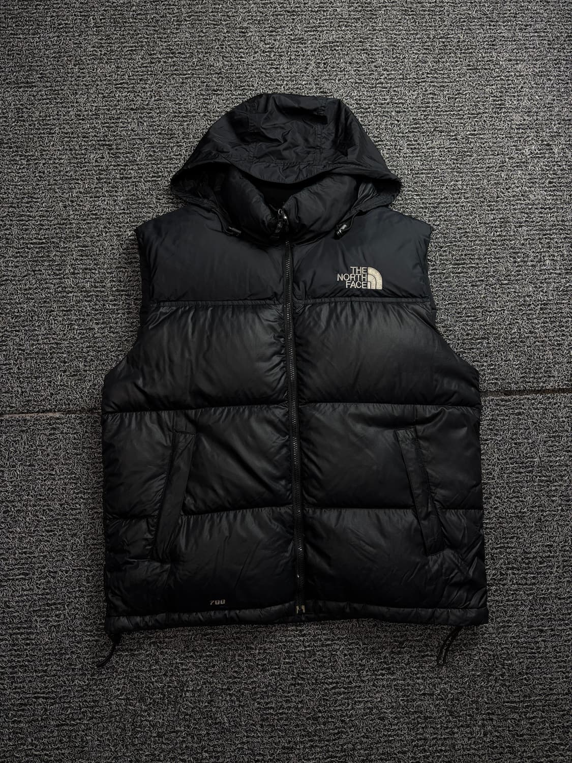 노스페이스 눕시 구스다운 배스트 블랙 1848 상품이미지2