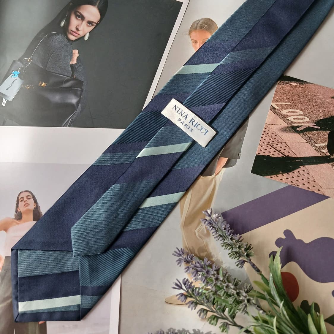 니나리치 실크 네이비 스트라이프 넥타이 9.8cm A+등급 A19844
 상품이미지5