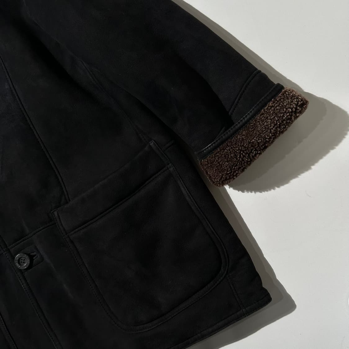 입생로랑 램스킨 시어링 무스탕 싱글 자켓 블랙 상품이미지4