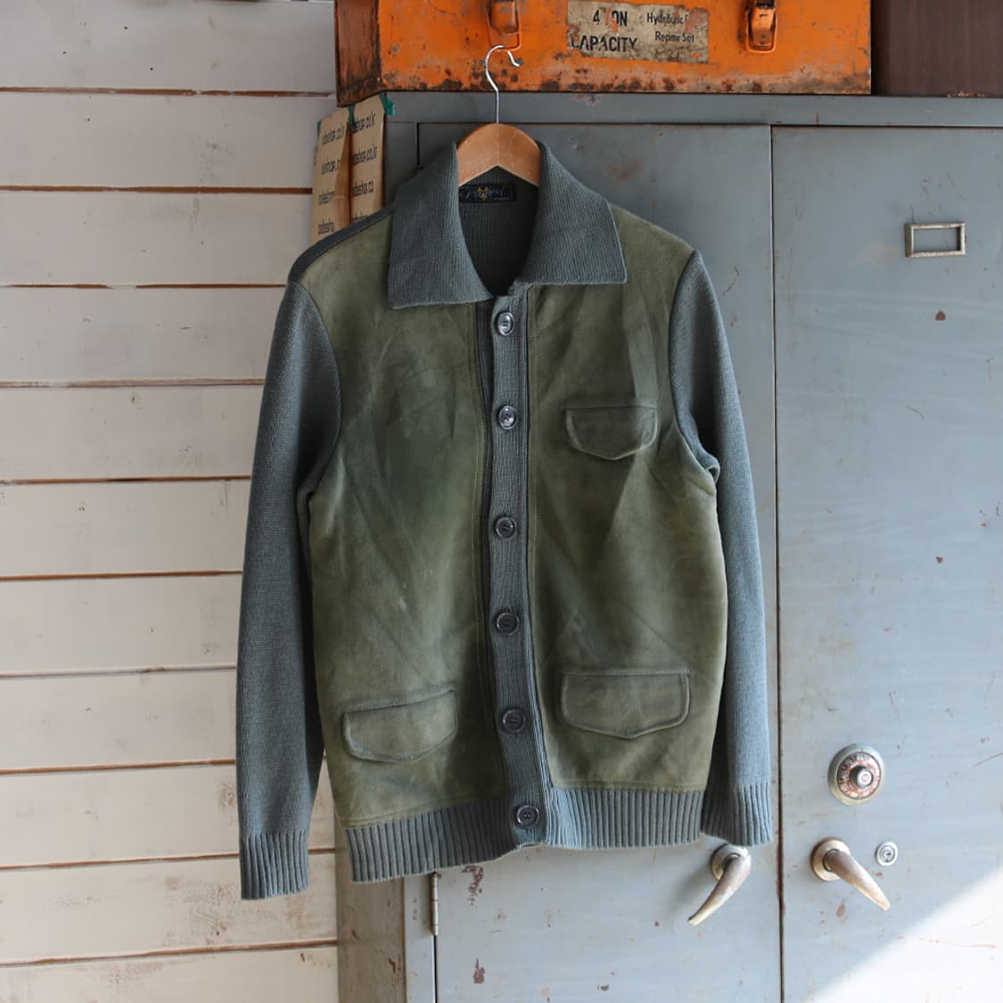 (착용컷) 스웨이드 니트 자켓 (남성용 98) 상품이미지1