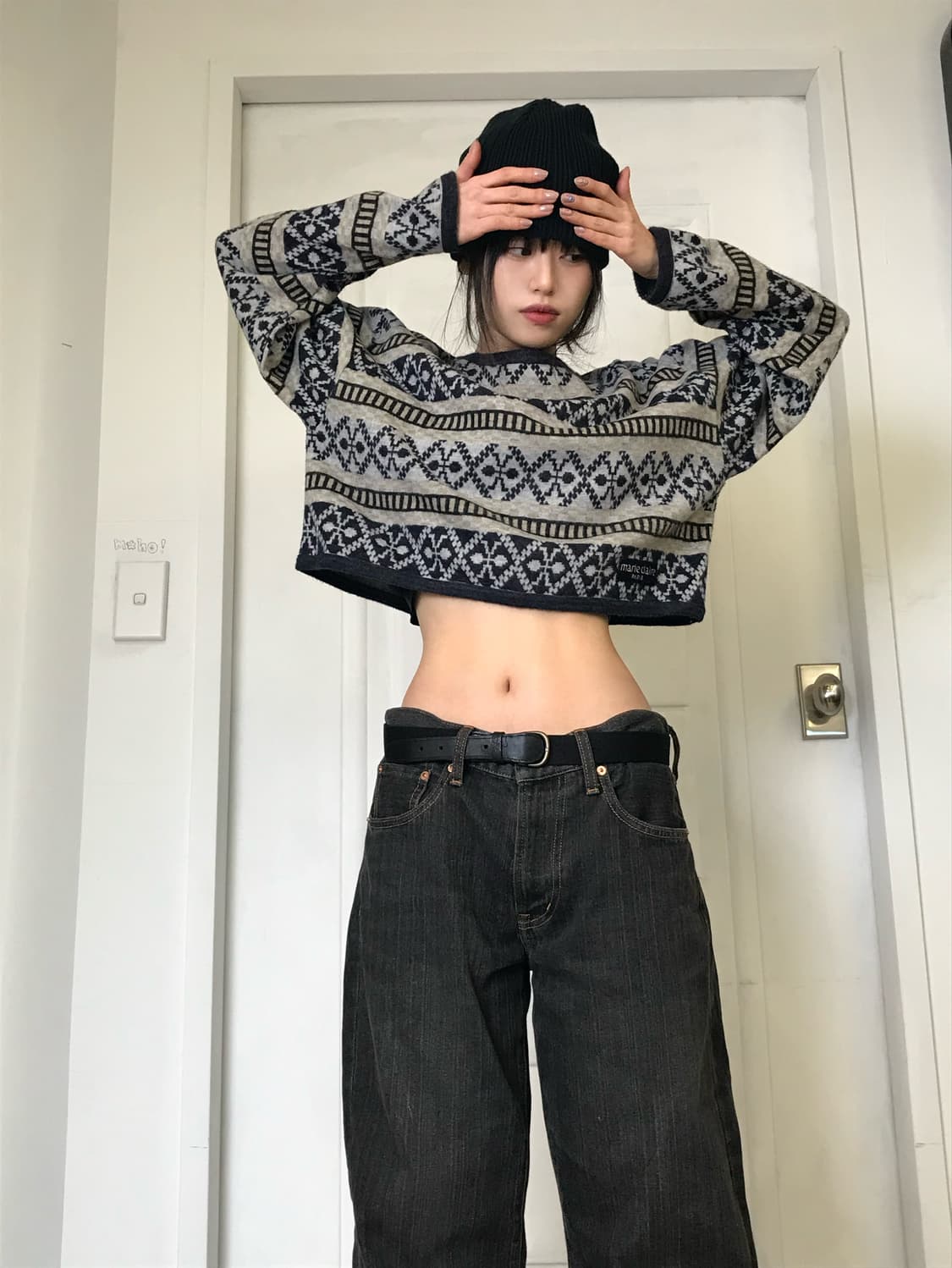 로우라이즈 블랙 데님 팬츠 상품이미지3