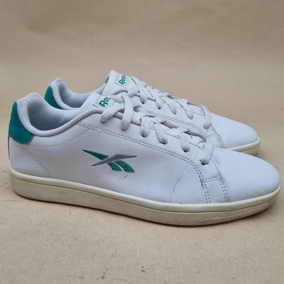 리복 로얄 컴플리트 여성스니커즈 240 상품이미지1