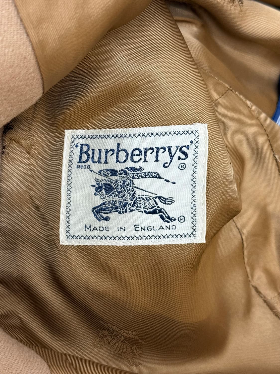 Burberry 버버리 크레스트 자수 1B 금장 울 블레이저 상품이미지7