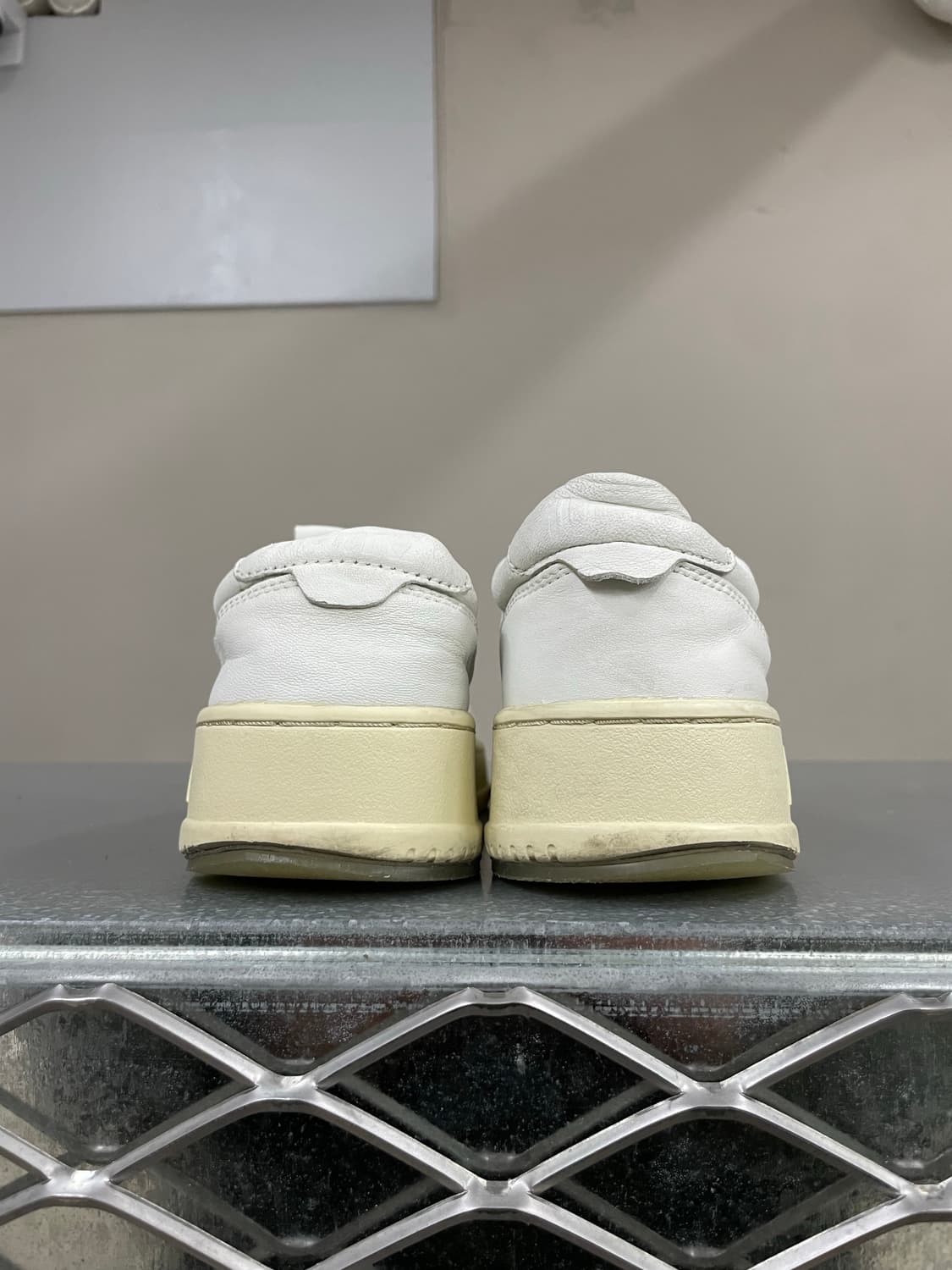 오트리 메달리스트 로우 화이트 36 상품이미지3