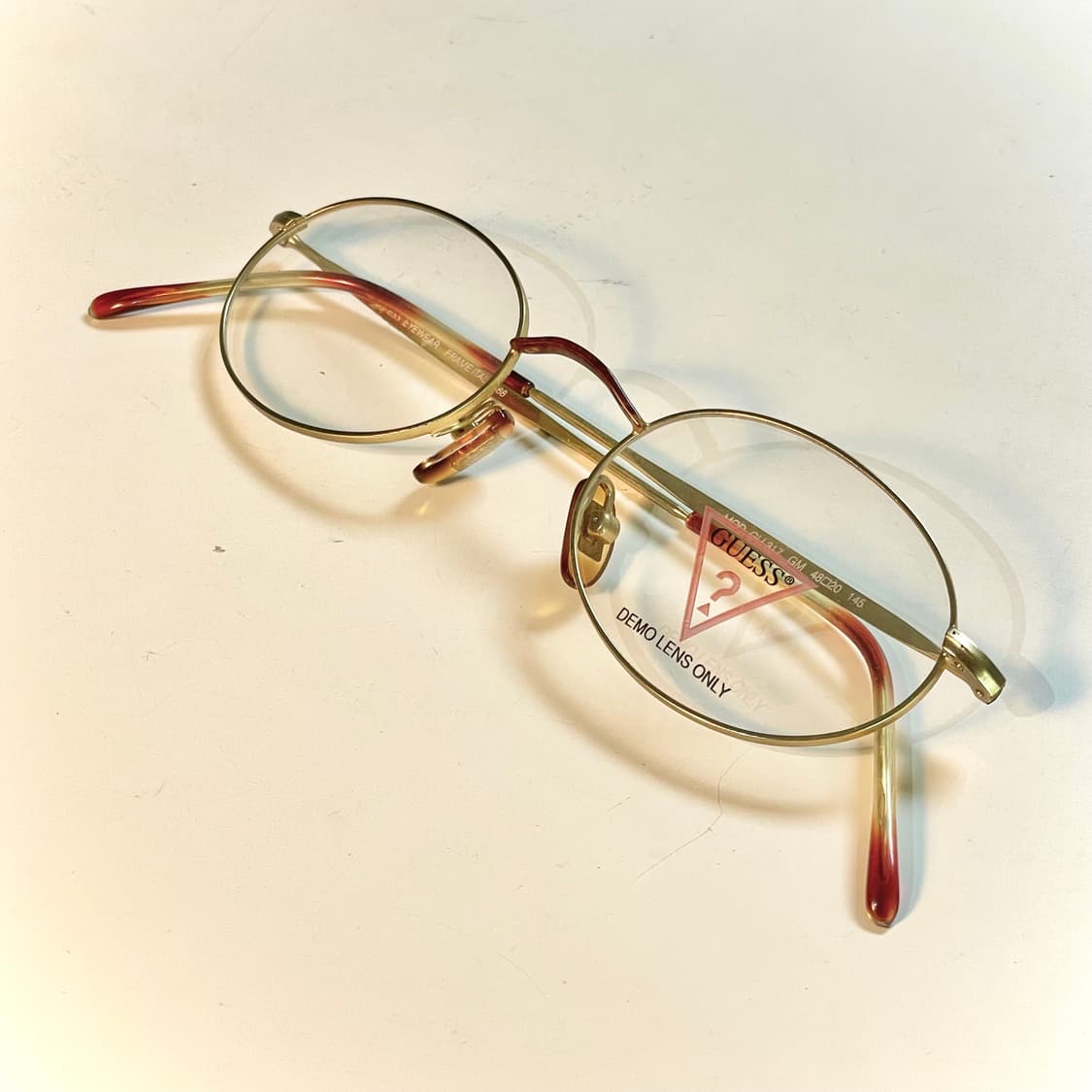 GUESS 게스 빈티지 안경 판매합니다 상품이미지2