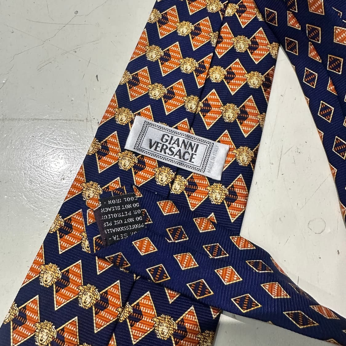 베르사체 넥타이 상품이미지3