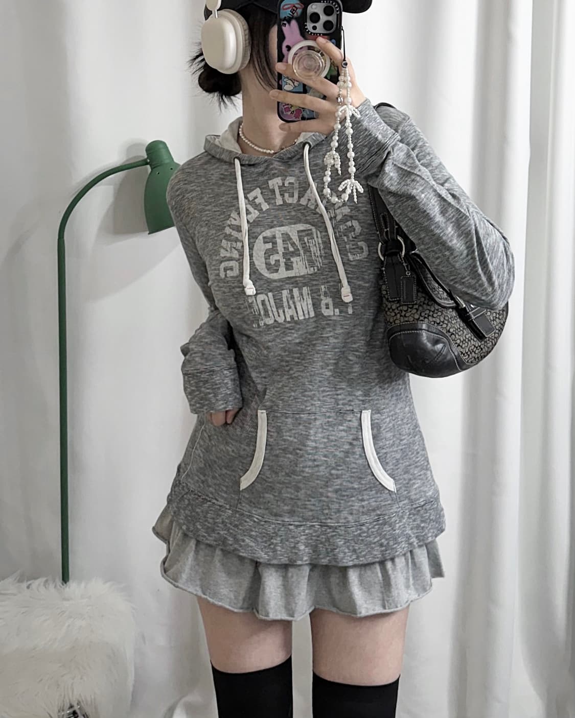 차콜 그레이 레터링 후드 티셔츠 상품이미지2