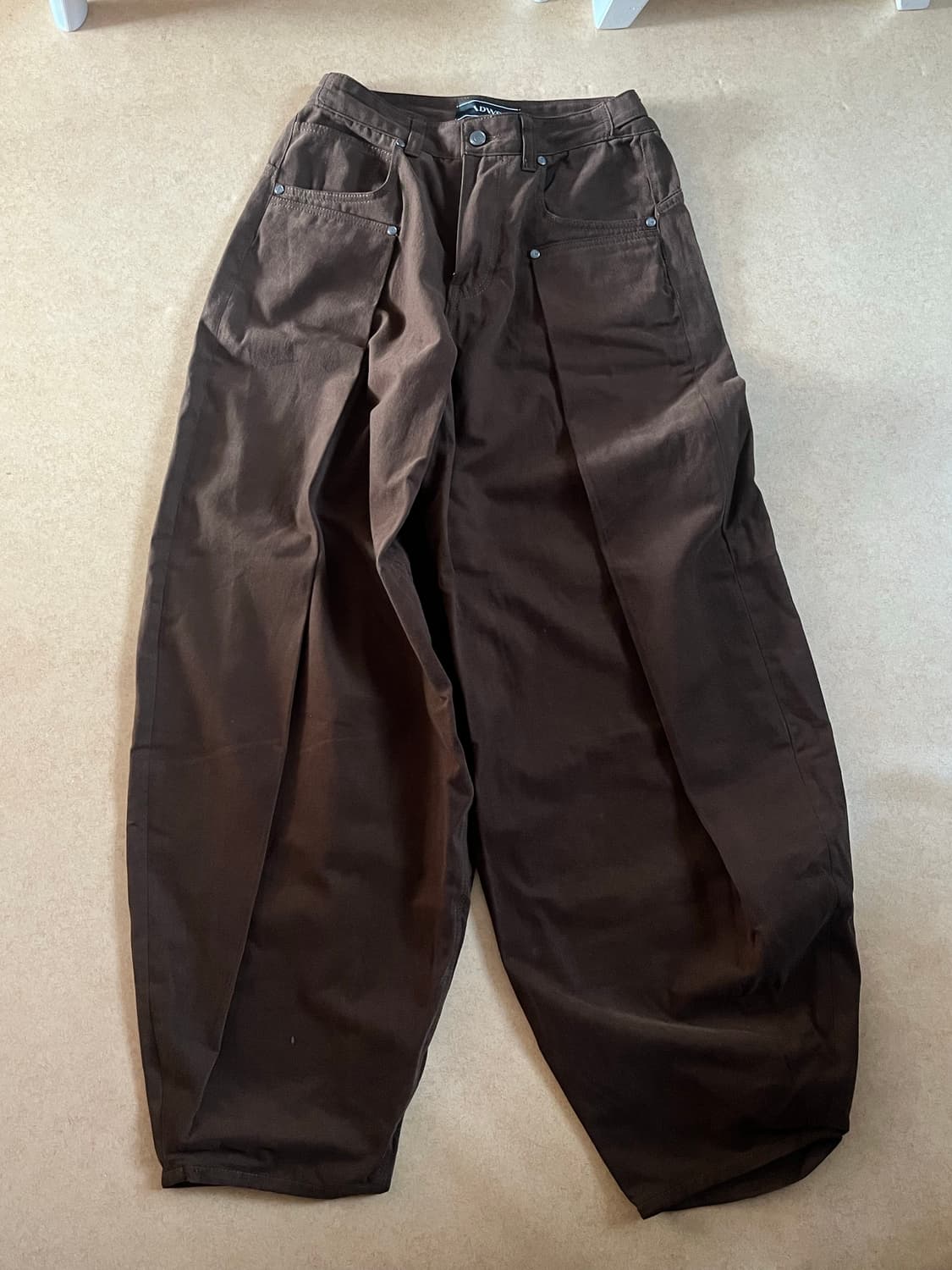 Soft Suede Twill Balloon Pants Brown 상품이미지4