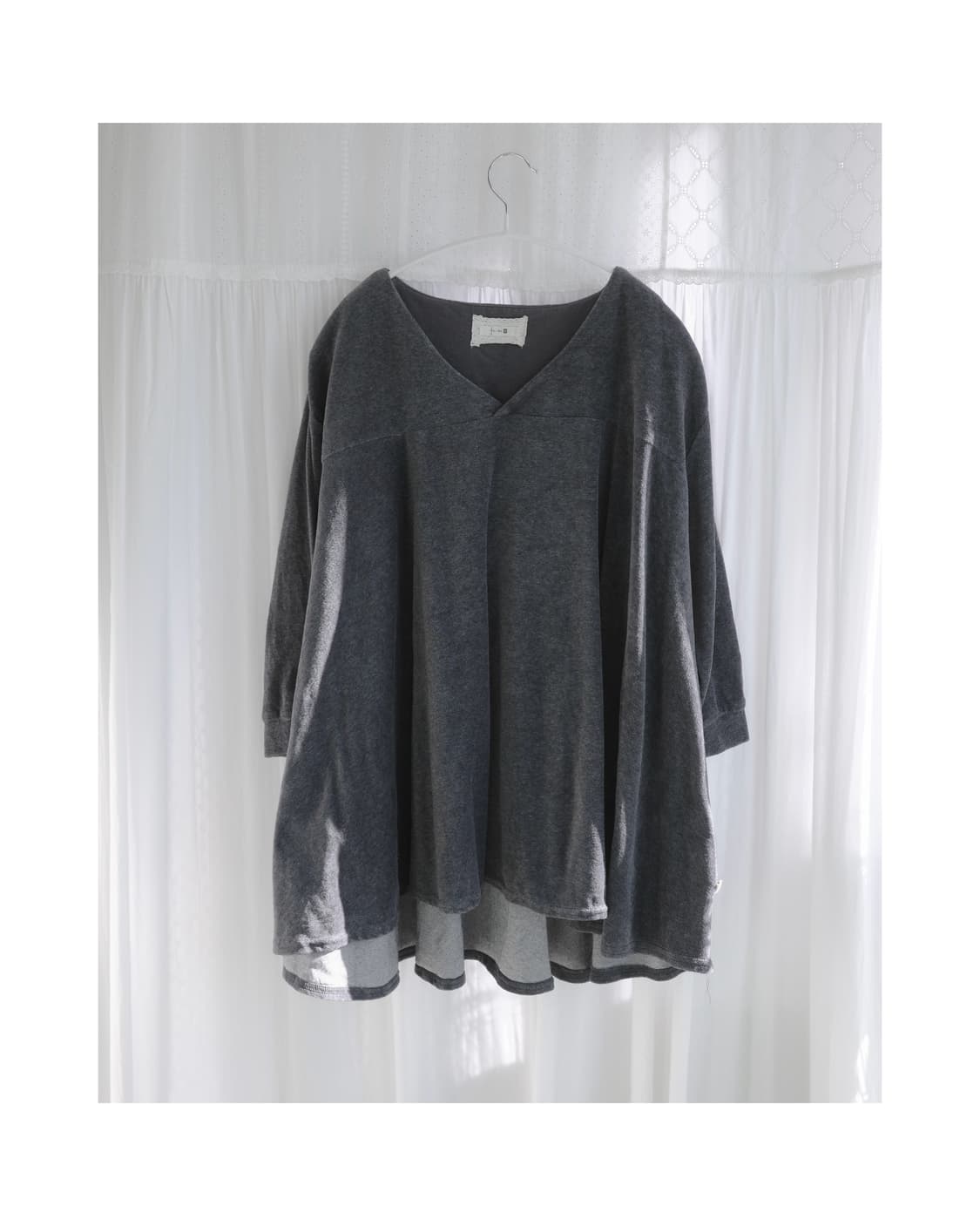 Grey shirring shirts 상품이미지1