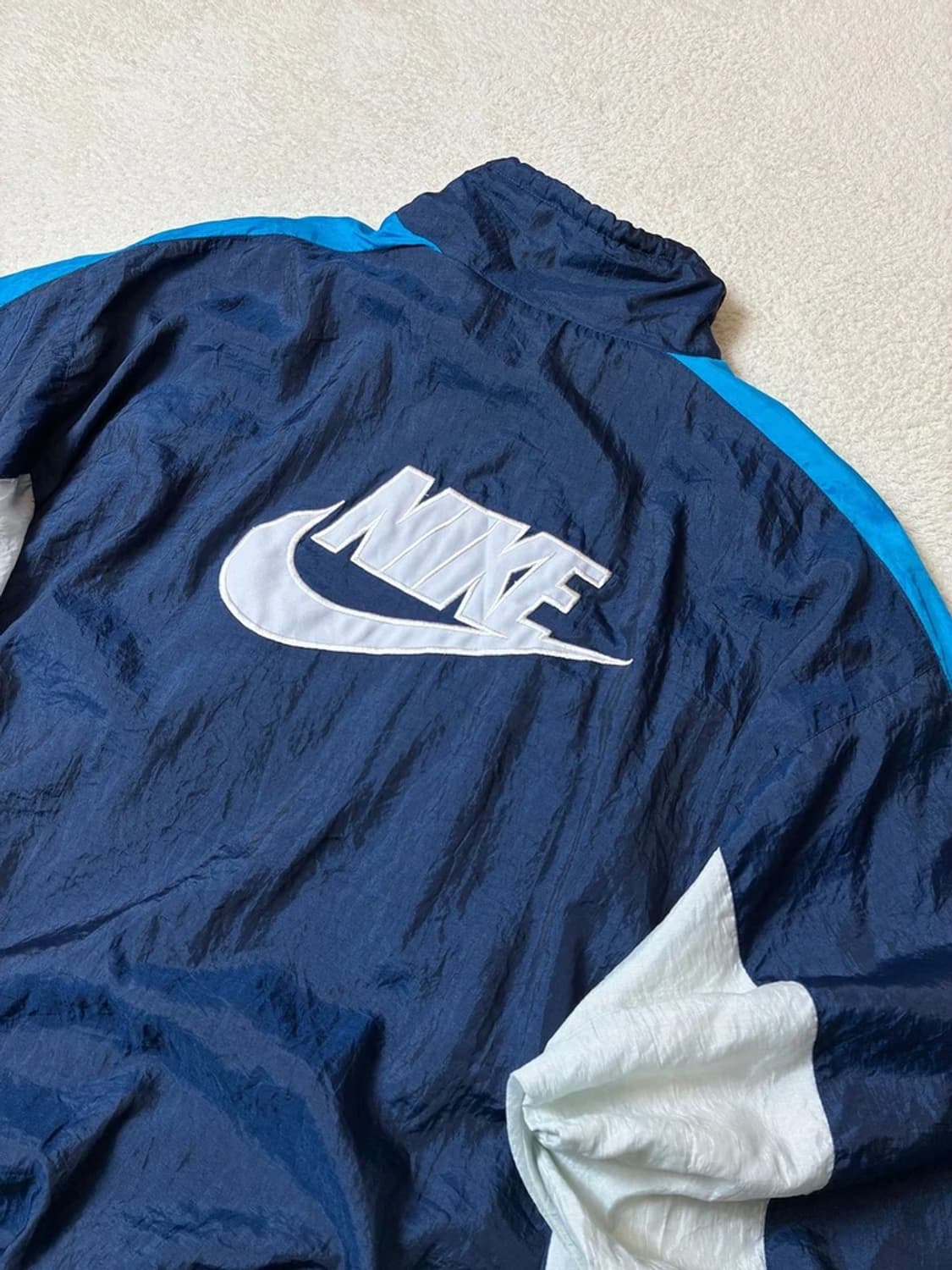 나이키 90s 올드스쿨 빅로고 우븐 자켓 PN6717    상품이미지2