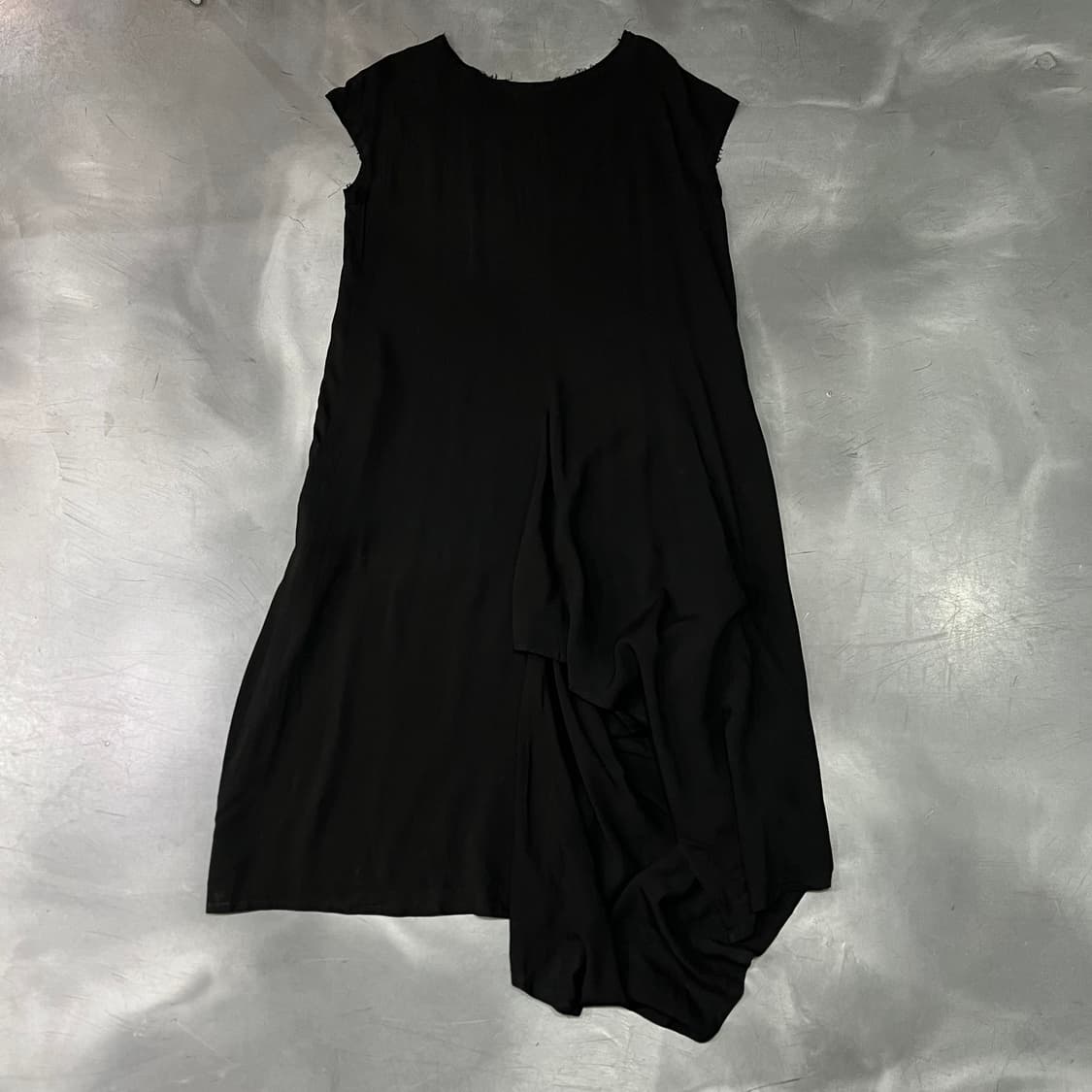  요지야마모토 슬리브리스 드레스 y14715 상품이미지2