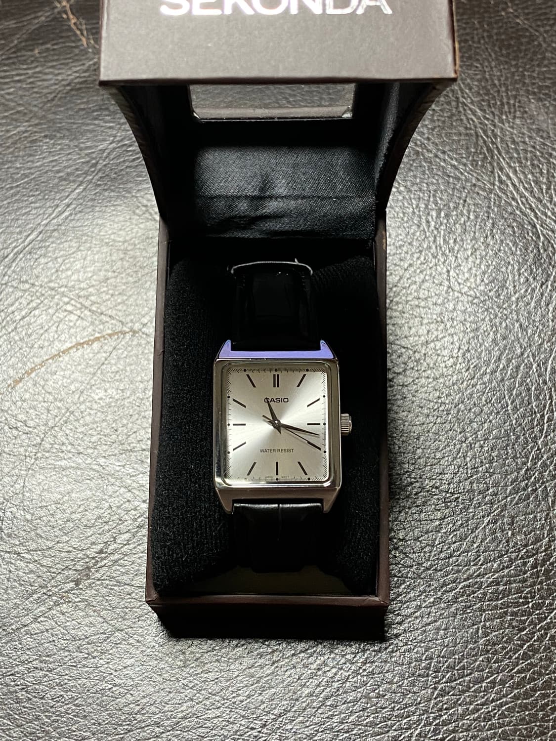 카시오 MTP-V007 흰판 사각시계 상품이미지1