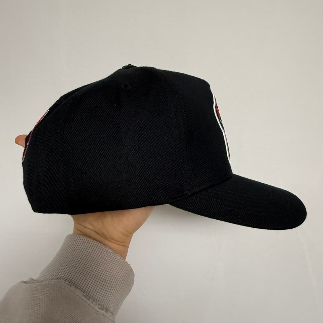 크리스브라운 KILL THE HYPE 클리블랜드 업사이드다운 스냅백 모자 상품이미지7