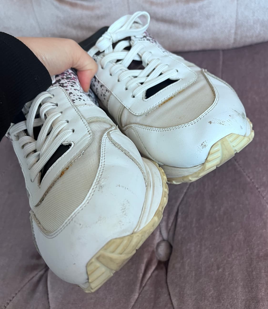 루이비통 남성 런어웨이스니커즈
 상품이미지4