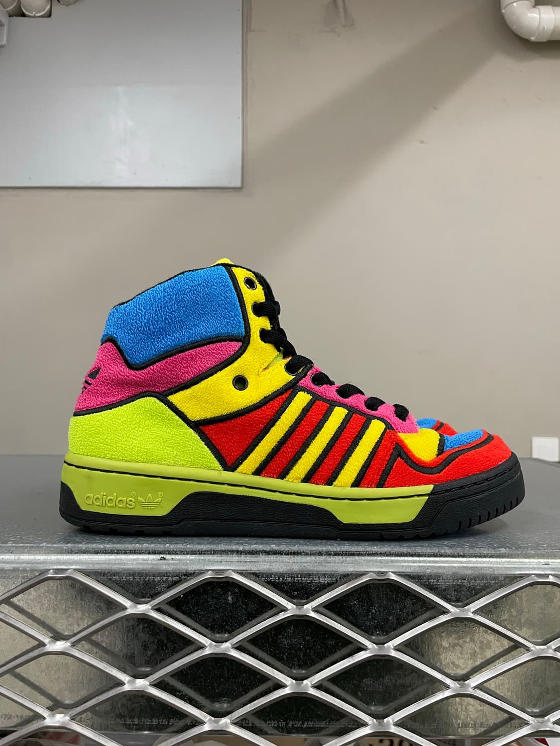 아디다스 X 제레미스캇 Js 윙 255 상품이미지4