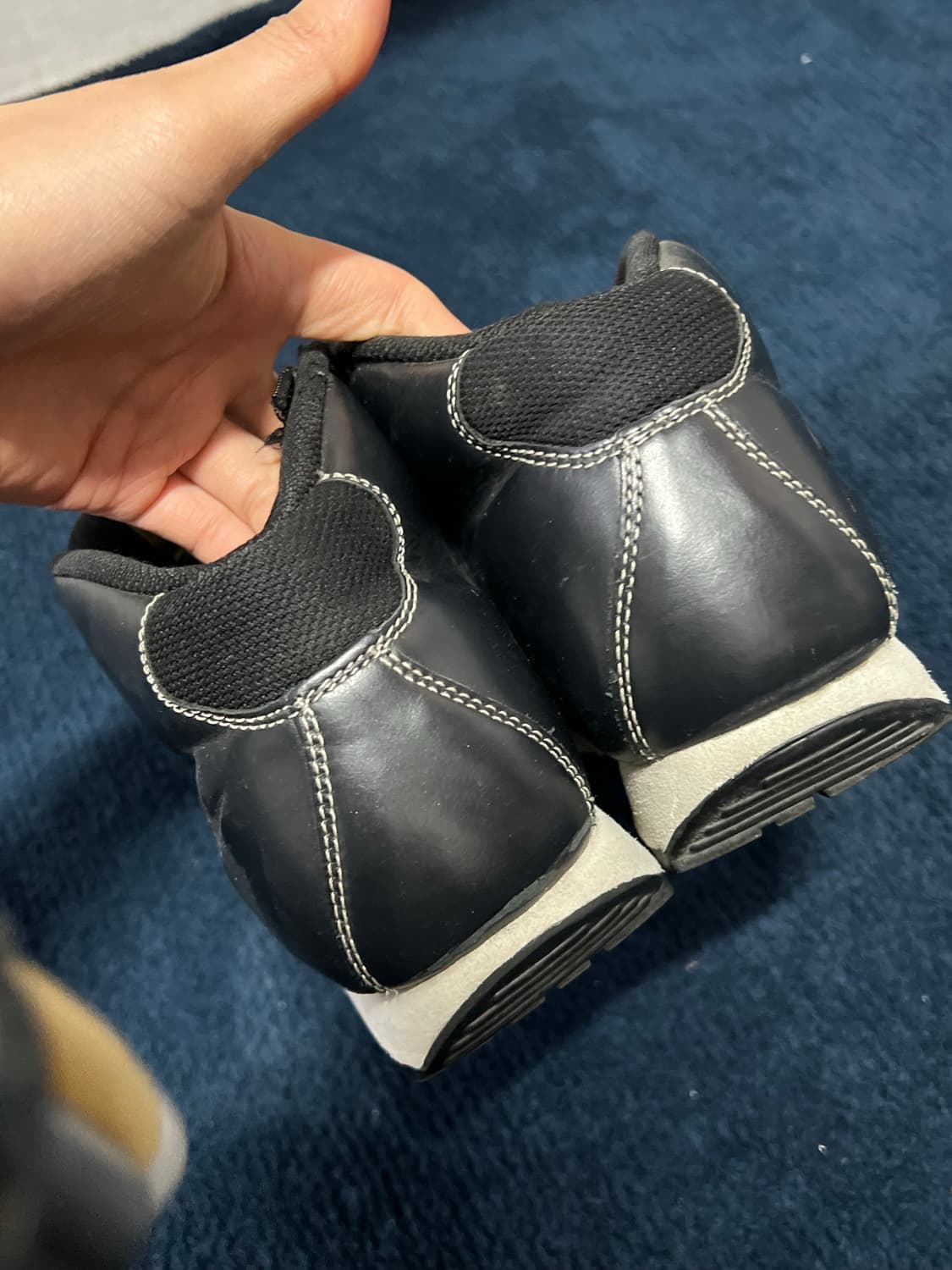 나이키 특이한 쉐입  상품이미지3