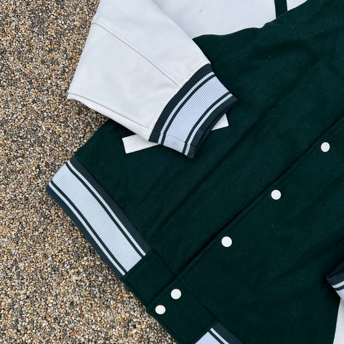 카카오프렌즈 그린 울 바시티 자켓 상품이미지3