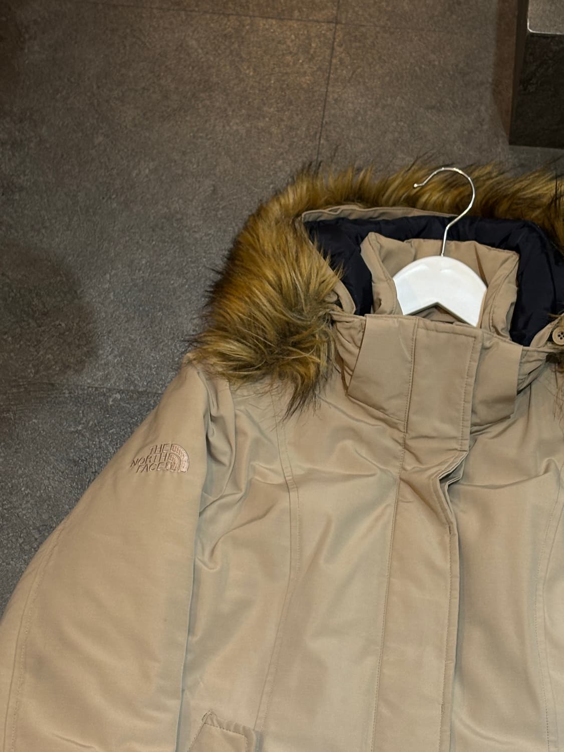 노스페이스 여성 패딩 85사이즈 상품이미지4