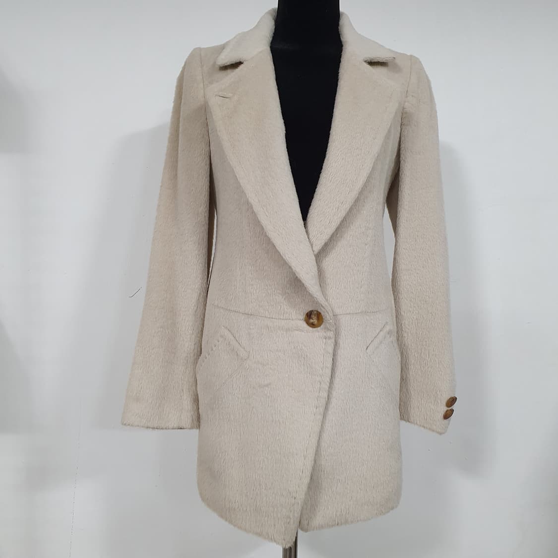 (85) 에스 솔레지아 알파카 100% 베이지 재킷 상품이미지1