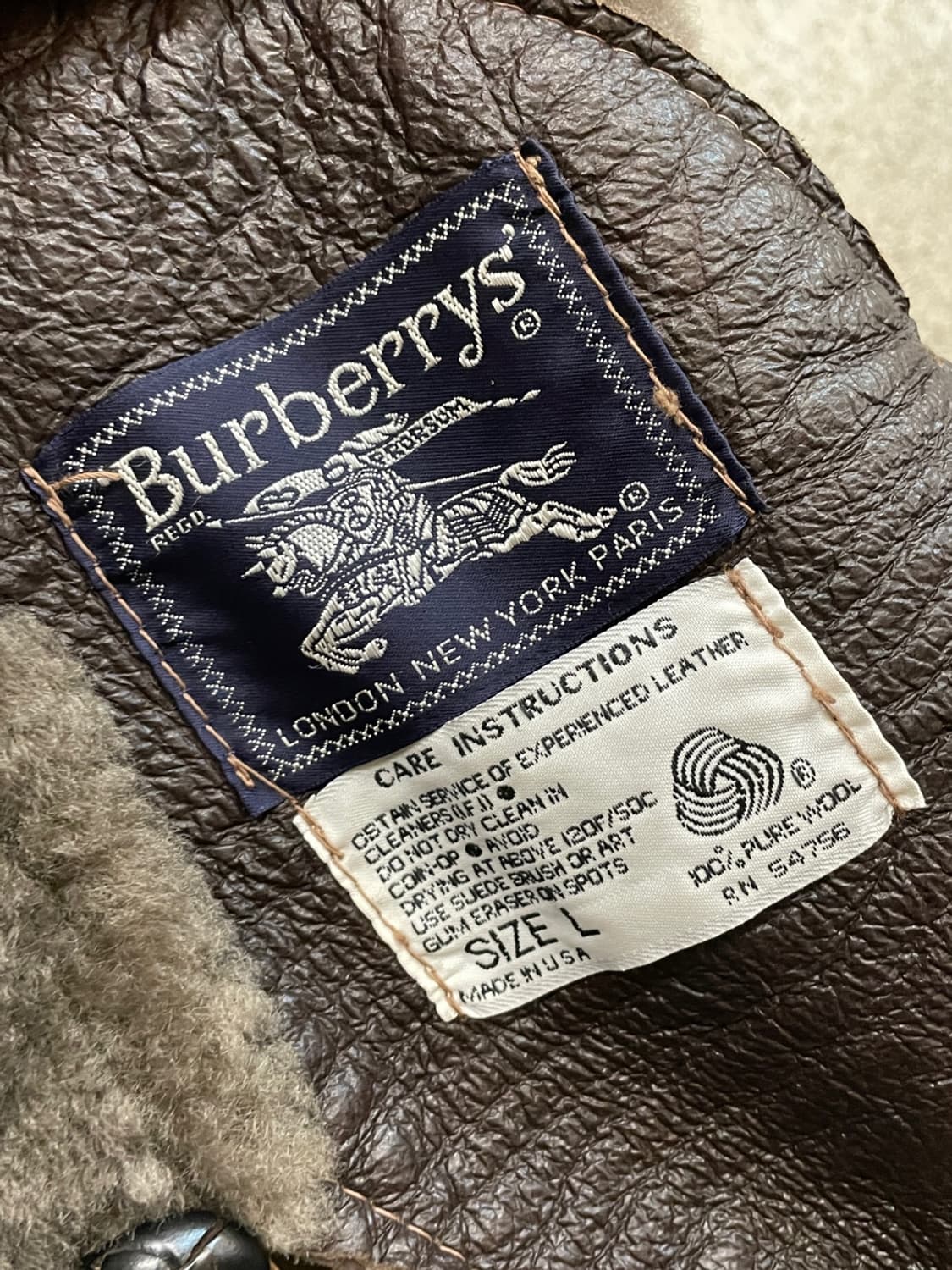 버버리 양가죽 무톤 코트 상품이미지8