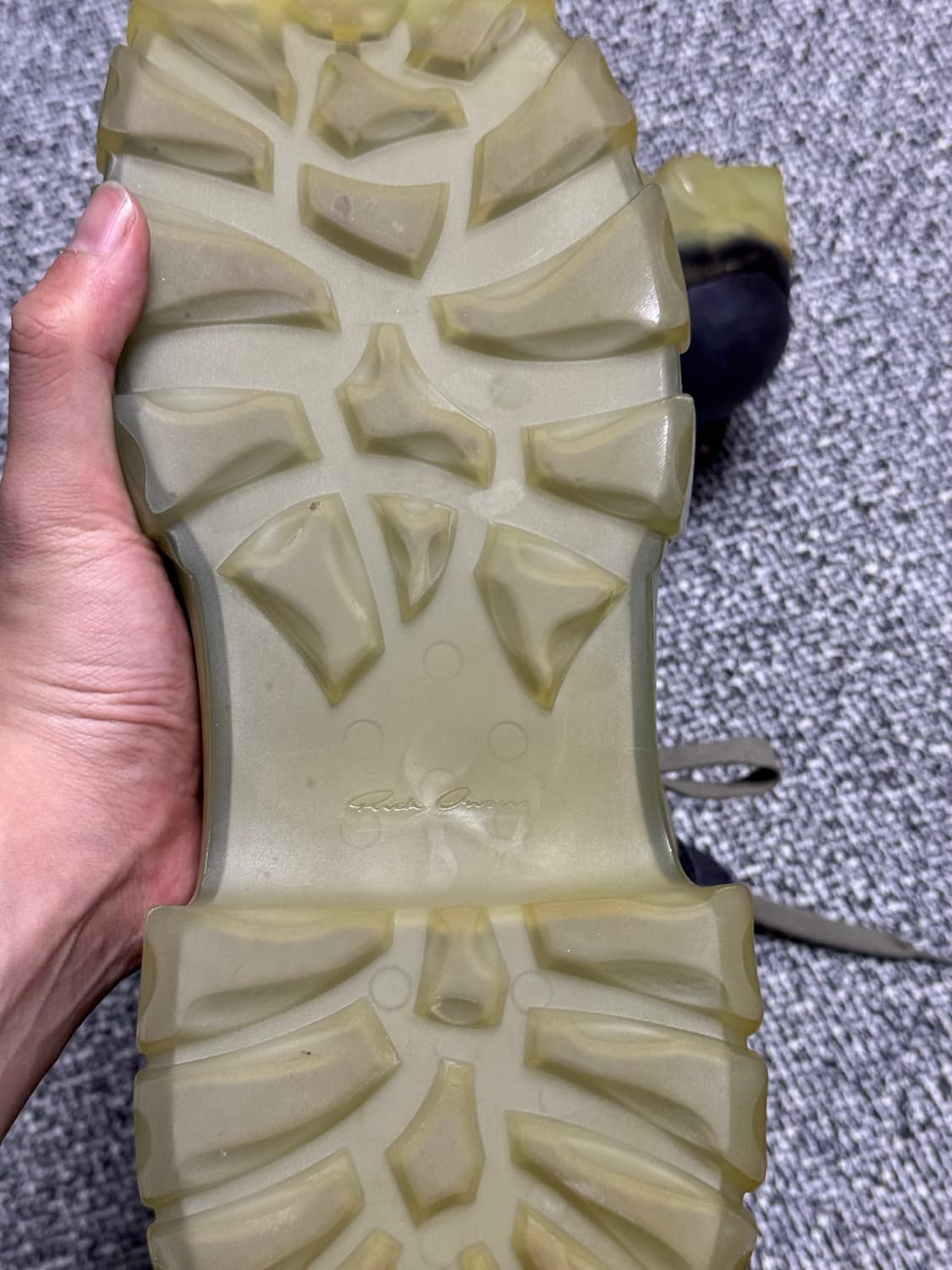 릭오웬스 무스탕 트랙터 부츠 상품이미지5