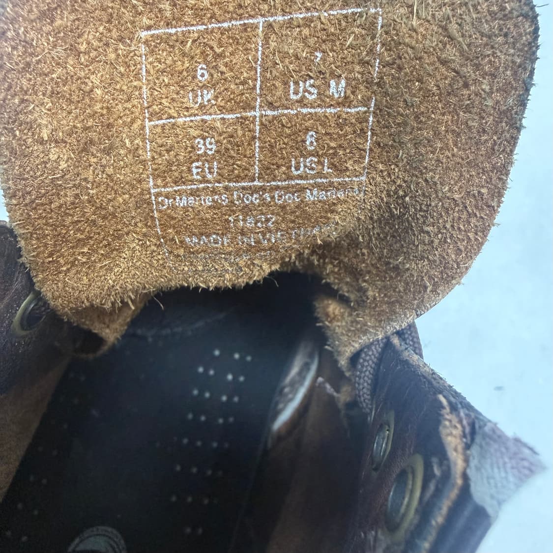 (UK6)닥터마틴 워커부츠8홀 브라운 상품이미지9