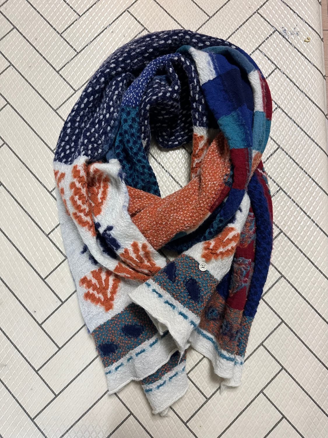 캐피탈 KAPITAL 축융양털 마을 가베 머플러 상품이미지4