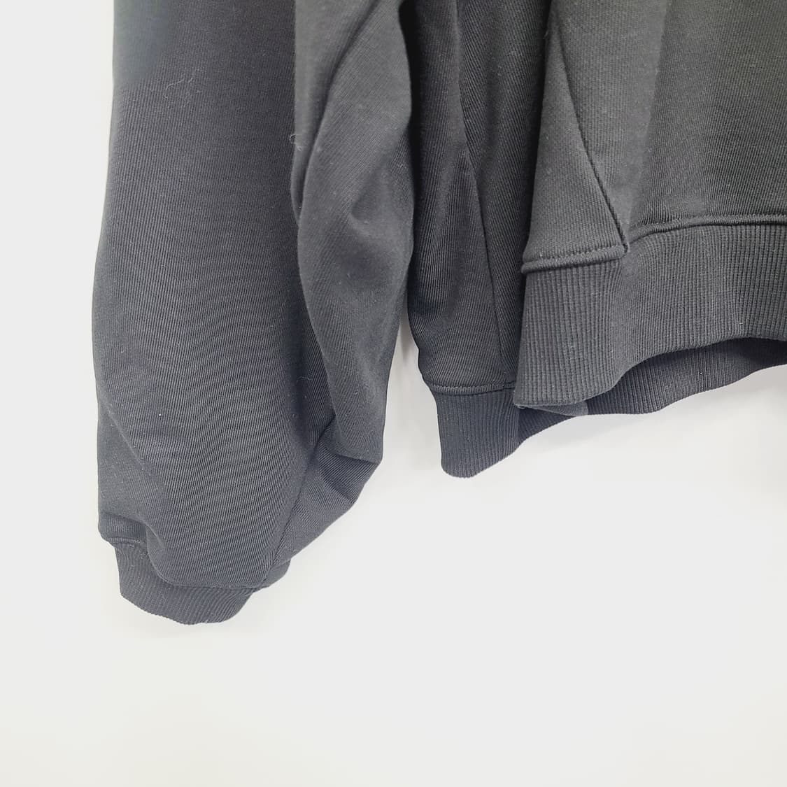 [A3] 아더에러 23SS 테버 로고 후드 느와르 (정품) 상품이미지3