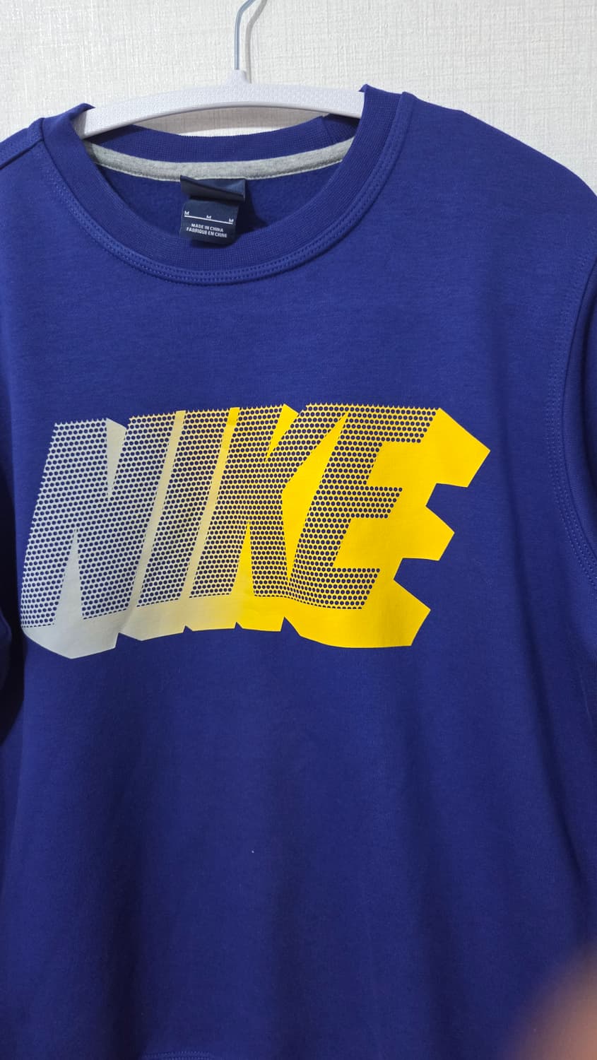 나이키맨투맨 상품이미지2