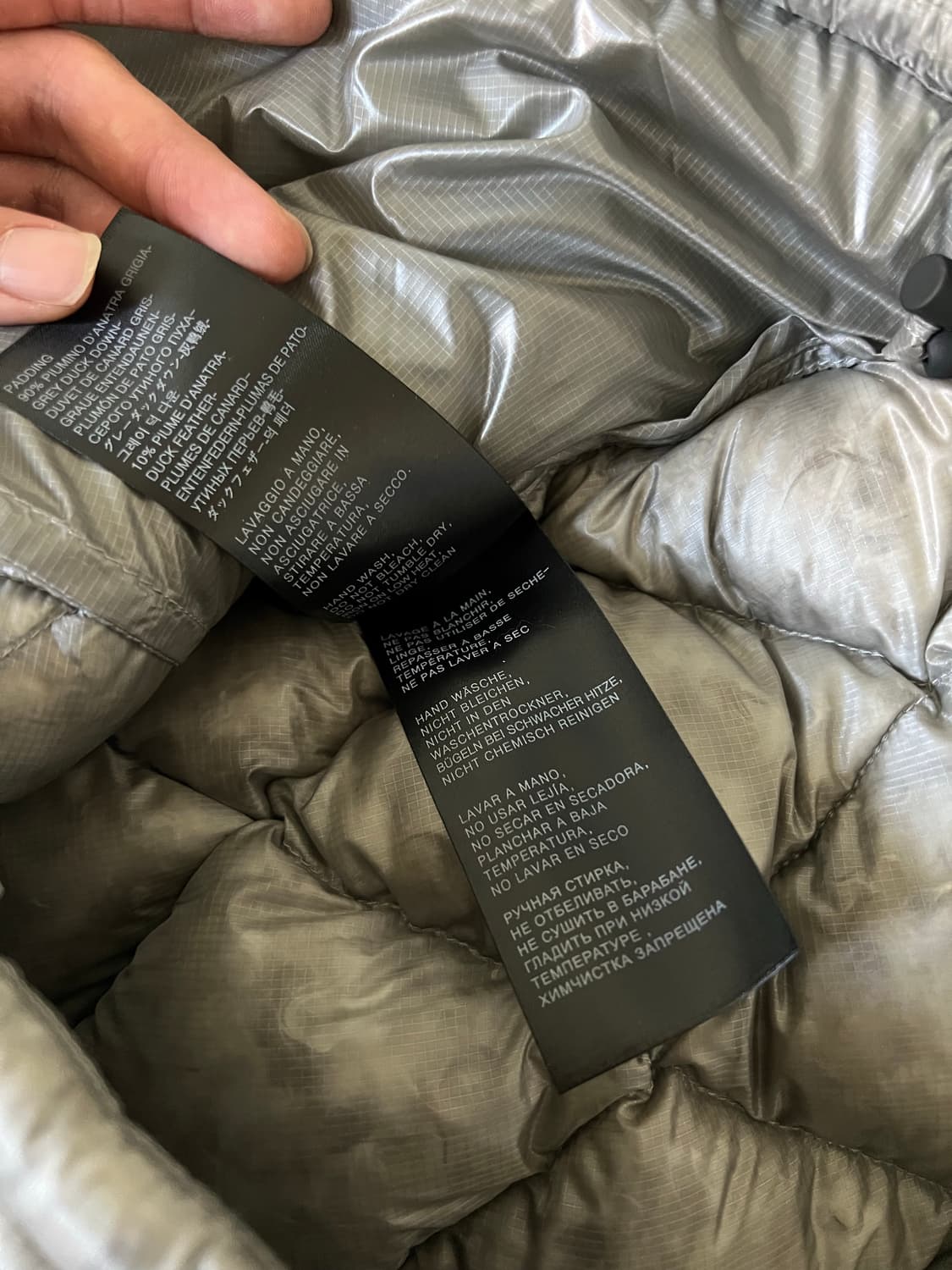 (L) 로아 ROA 누나 패딩 실버 택만뗀 새상품 상품이미지4